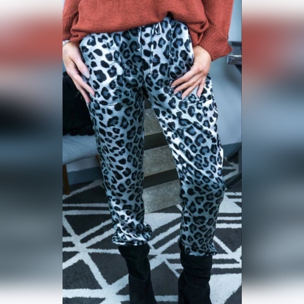 SATINY Cheetah Print Joggers Ladies Large. Grey Black NWOT. Never Worn. - Picture 5 of 7
